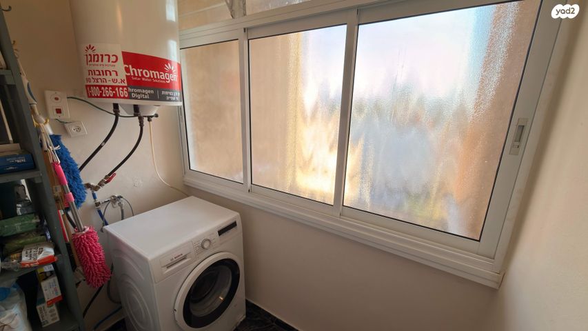 דירה, אהרון שקולניק 4, ג' / מרכז מזרח העיר, רחובות