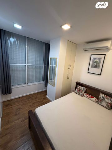 דירה, שדרות העצמאות 56, ניצנה, בת ים