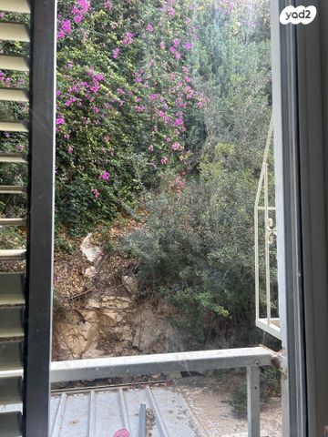 דירה, יאיר שטרן 25, עין הים, חיפה