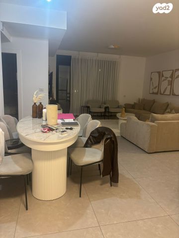 דירה, יוסף שהרי 5, יצחק שמיר, נהריה