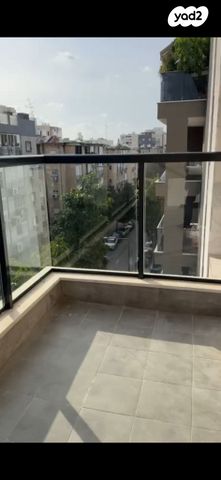 דירה, צבי הירשפלד 16, רמז, מערב ותיק, ראשון לציון