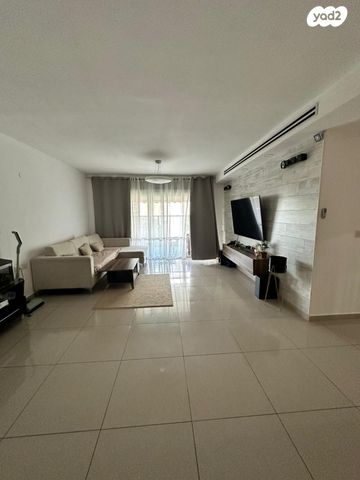 דירה, יורם ורון 5, אפרידר, אשקלון