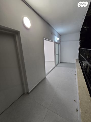 דירה, צ"ג בנות 37, רמב"ם, ראשון לציון