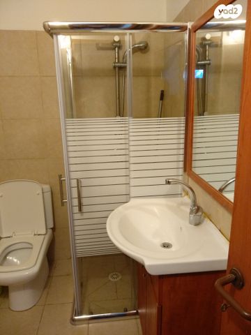 מרתף/ פרטר, נהרדעא 12, מורשה, רמת השרון