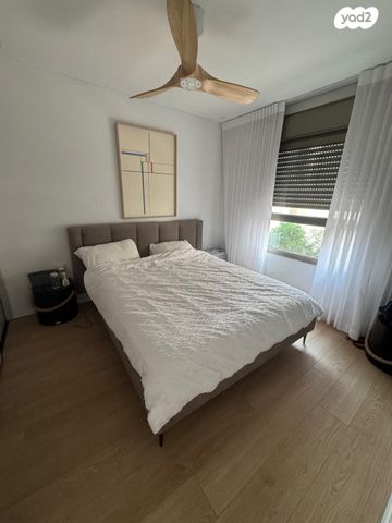 דירה, משה קול 1, המשתלה, תל אביב יפו