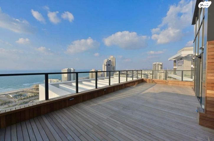 גג/ פנטהאוז, נעמי שמר 1, דרום חדש, פארק הים, בת ים