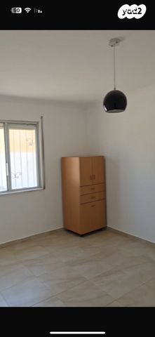 בית פרטי/ קוטג', מעיין 7, גבים, ערד