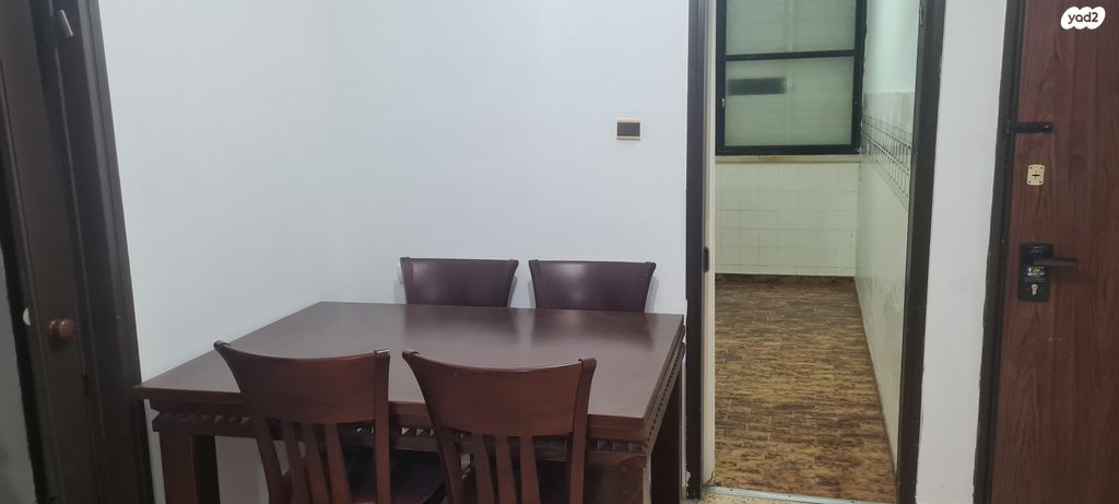 דירה, מוסטובוי 7, כפר גנים א, פתח תקווה