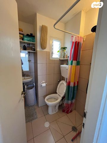 דירה, נחל גרופית 10, צוקי רמון, מצפה רמון