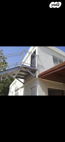 יחידת דיור, פריחת השקד 82, בית אריה / עופרים, בית אריה / עופרים