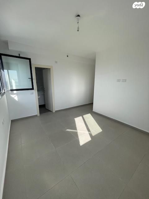 דירה, רועי קליין 5, קרית קריניצי, רמת גן