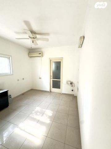 דירה, י"א באדר 9, נגבה, רמת גן