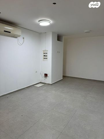 דירה, האלון 6, עץ אפרים, עץ אפרים