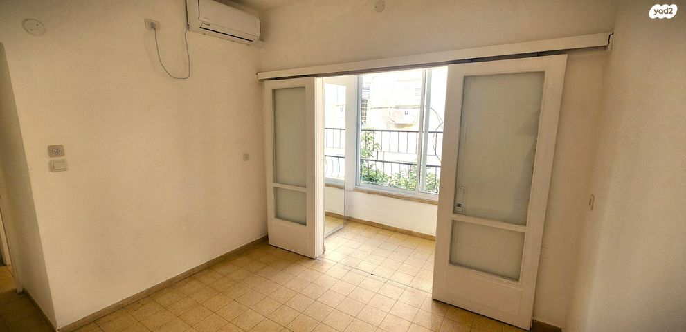 דירה, שדרות ירושלים 66, מרום נווה, רמת יצחק, רמת גן