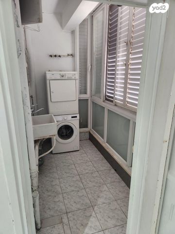 דירה, הגליל 97, נווה שאנן, חיפה