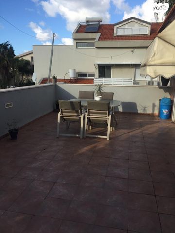 דירה, גרניום 12, עין שרה, נהריה