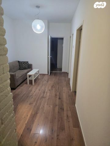 יחידת דיור, האגוז 442, נווה ימין, נווה ימין