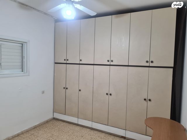 דירה, מוסטובוי 7, כפר גנים א, פתח תקווה