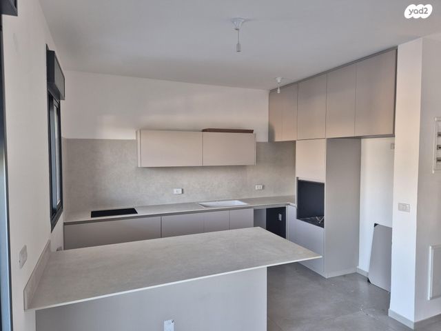 דירה, סנונית 2, גבעת אלונים, קרית אתא