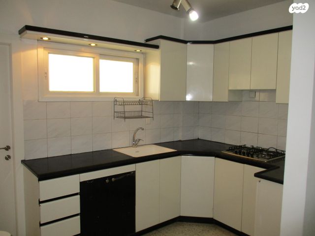 דירה, הרצל 89, פרדס כץ, בני ברק