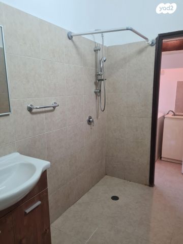 דירה, מוסטובוי 7, כפר גנים א, פתח תקווה