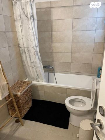 דירה, אליהו הנביא 42, פסגות אפק, ראש העין