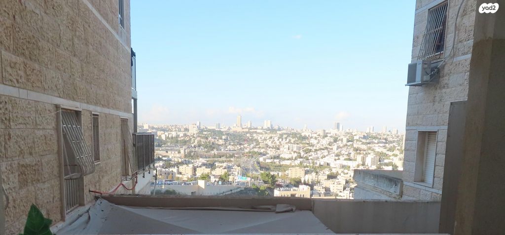 דירה, שבתאי הנגבי 48, גילה, ירושלים