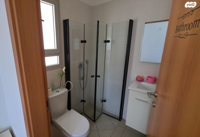 דירה, רמת הגולן 18, רובע ה', אריאל