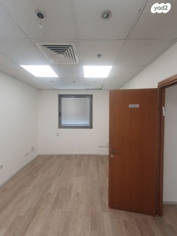 משרדים, ראול ולנברג 22, עתידים, אזור התעסוקה רמת החייל, תל אביב יפו