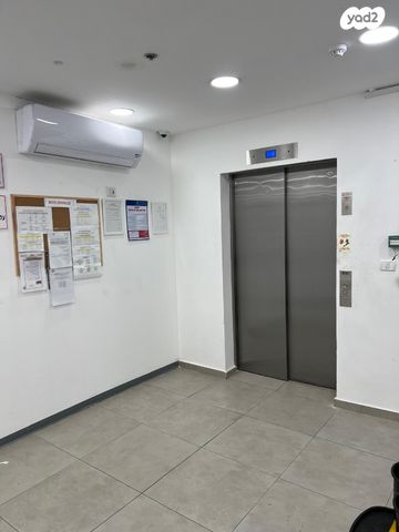 מבני תעשיה, דרך החרושת 28, פארק תעשיות רבין, קרית גת