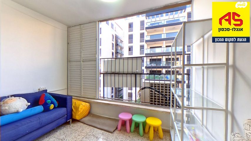 גג/ פנטהאוז, סמטת הדרור, רמתיים, הוד השרון