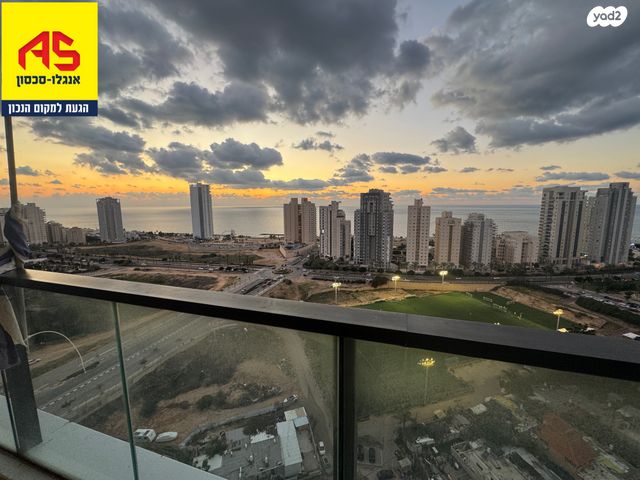 דירה, אמנון ליפקין שחק, נוף הטיילת, נתניה