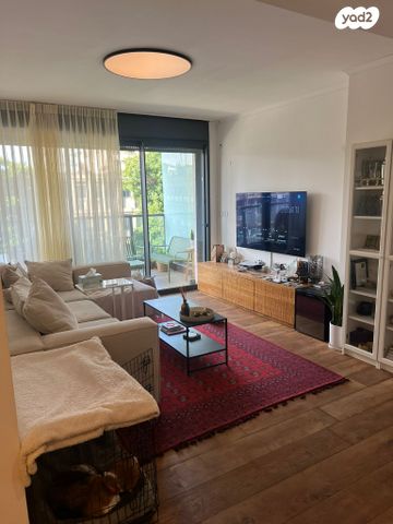 דירה, גני שרונה, קרית הממשלה, תל אביב יפו