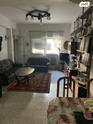 בנימין מטודלה 