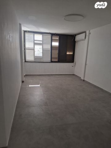 דירה, דוד תדהר, רמת אליהו, ראשון לציון