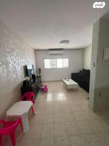 דירה, הרב צבאן, קרית מנחם בגין, נתיבות