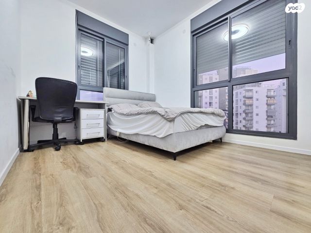 דירה, משה רינת, קרית רבין, חולון