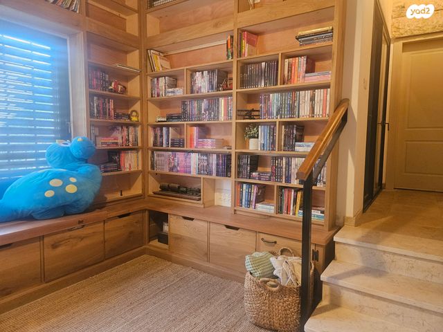 דו משפחתי, מעוז חיים