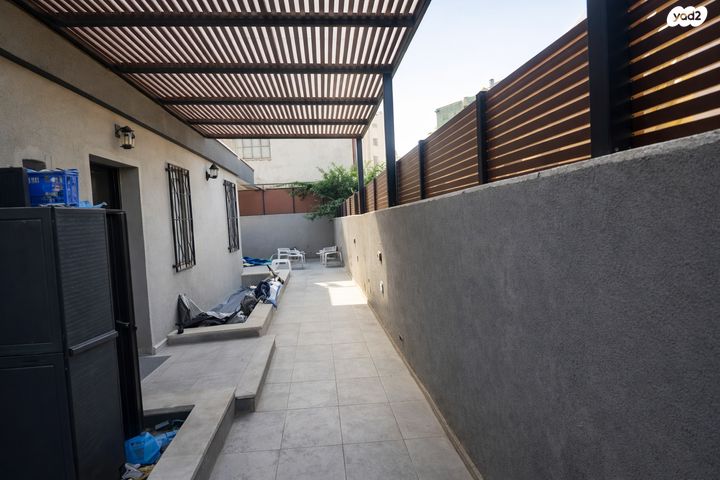 דו משפחתי, א.ד. גורדון, קרית אליעזר פרי, פתח תקווה