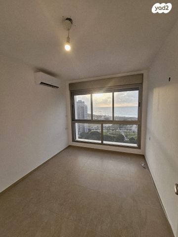 דירה, הנביאים 54, דרום מערב ותיק, בת ים