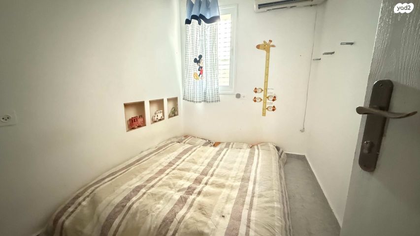 דו משפחתי, מעלה הנרקיסים, אילנות, מעלות תרשיחא