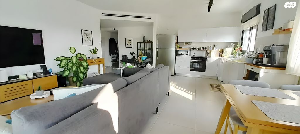 דירה, דרך האילנות, גדרה מזרח, גדרה