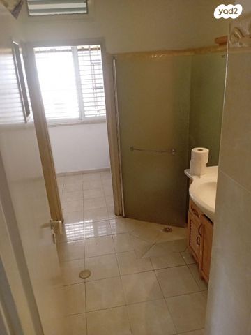 דירה, טרומפלדור, כפר גנים א, פתח תקווה