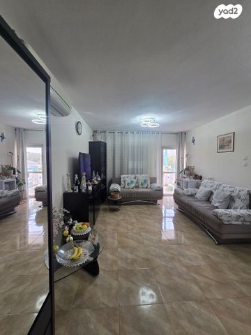 דירה, מאיר יערי, שכונה י"א, באר שבע