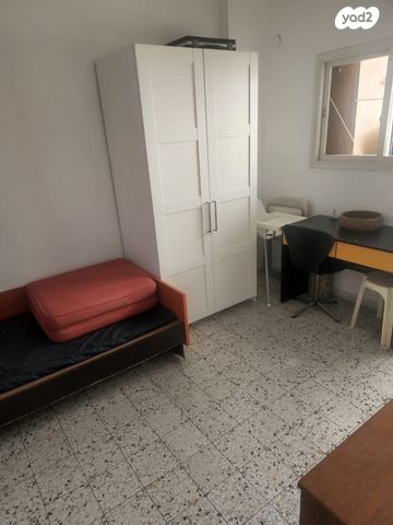 דירה, אריה בן אליעזר, נווה יהושע, ערמונים, רמת גן