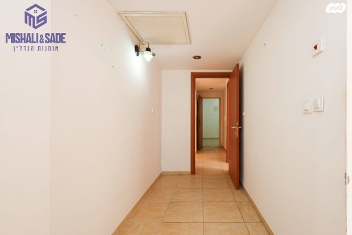 דירה, הרצל 32, מרכז העיר, חדרה