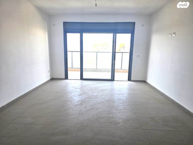 דירה, אביב, ראש העין