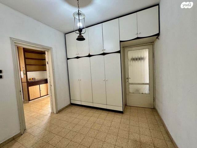 דירה, קיבוץ גלויות, ניצנה, בת ים