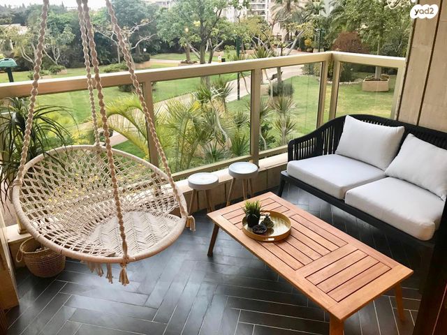 דירה, הרצליה הצעירה, הרצליה