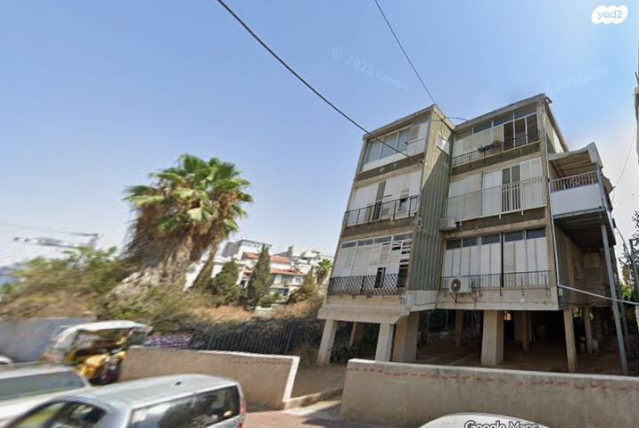 טרומפלדור 5